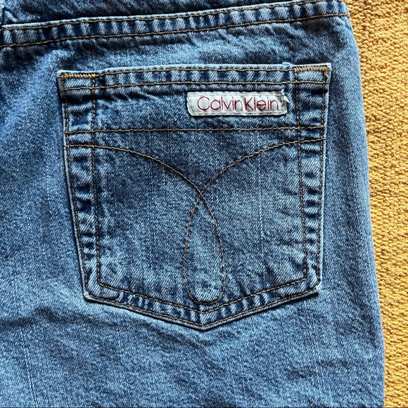 Vintage Calvin Klein shorts - Picture 3 of 6